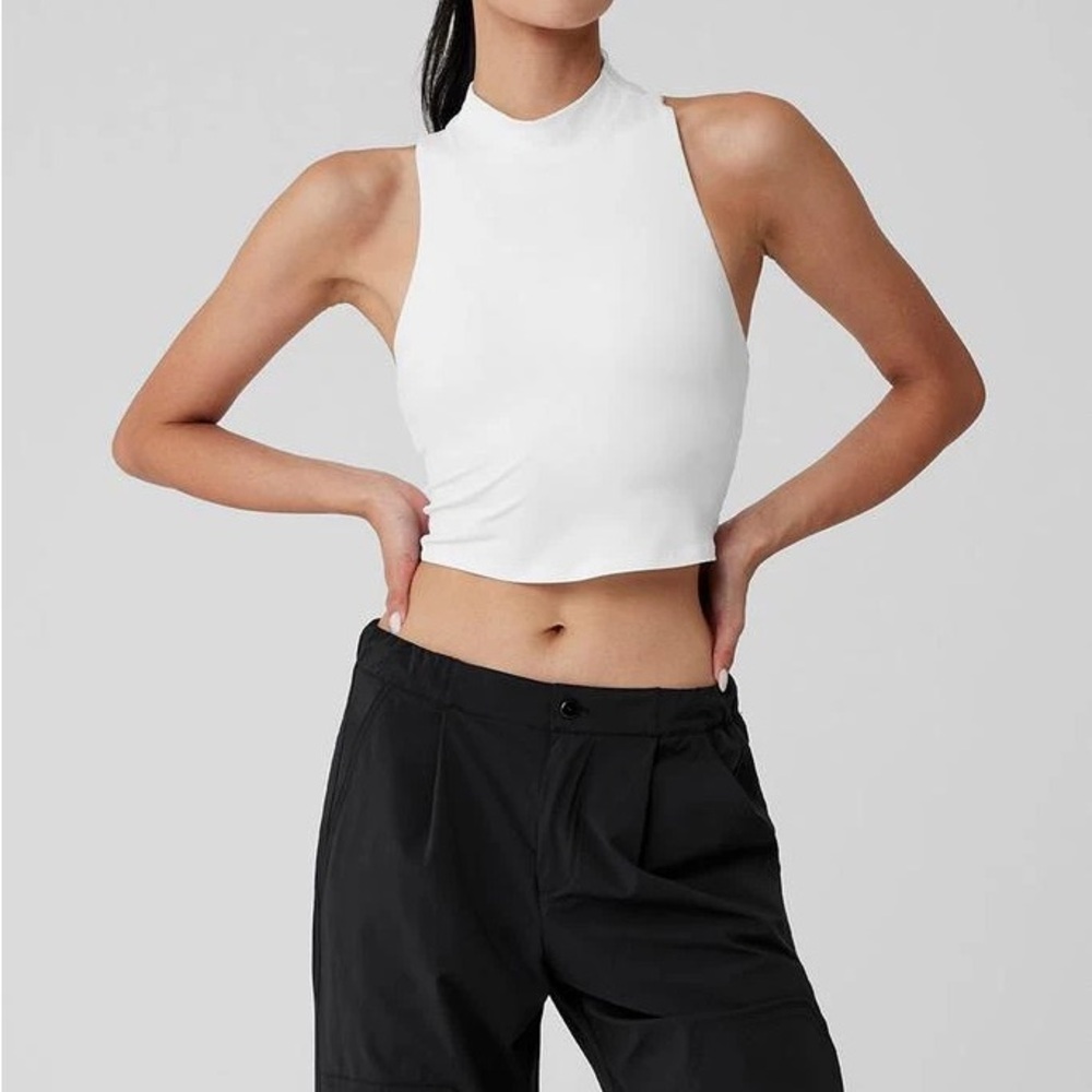 NWOT Alo Alosoft top that bra tank